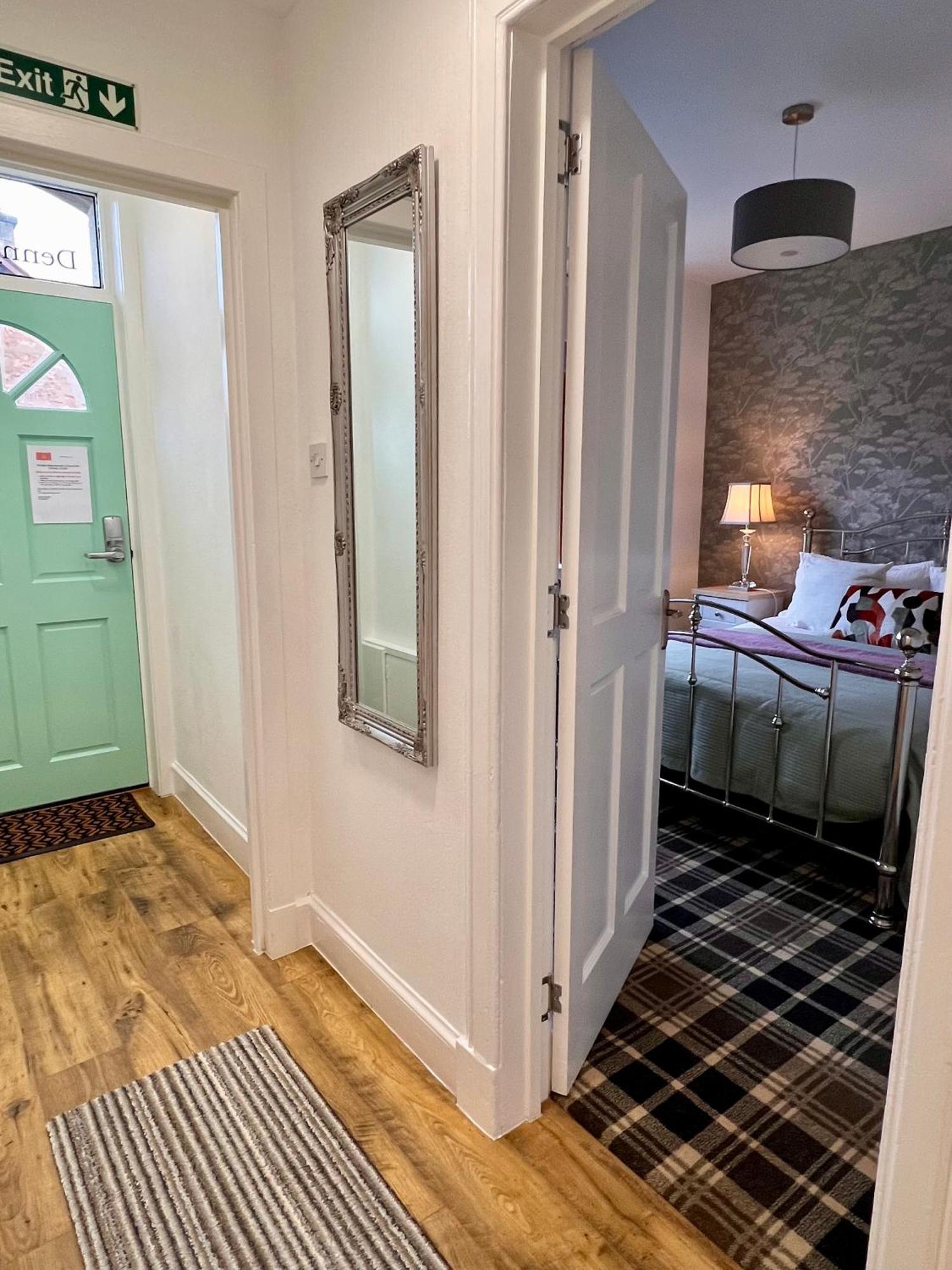 The Stags Head Apartment Inverness Exterior photo